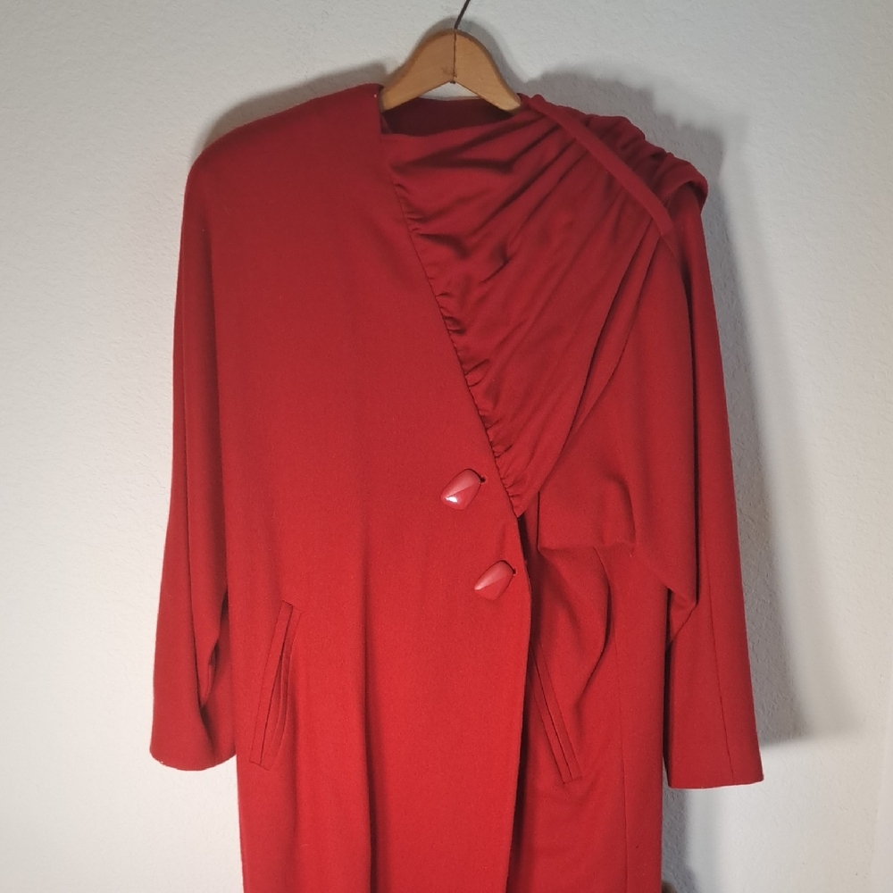 Vintage Red Wool Opera Coat Ruched Shawl-Like Scarf Fox Fur Trim Raglan Size 8